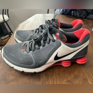 Nike Shox men’s size 13